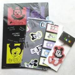 嵐を旅する展覧会 嵐が描いたミッキーマウスのグッズ