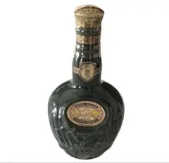 ロイヤルサルート 21年 青陶器 1L 古酒 箱袋付 - メルカリ