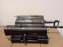 昭和レトロ 東芝 和文タイプライター BW-1112 - メルカリ