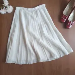 シネマクラブ ハニーズ プリーツフレアスカート M クリーム色 上品卒園式