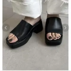 Re：EDIT バルキーヒールワンベルト厚底サンダル♡新品未使用♡のサムネイル