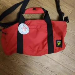 WRAPS レッド ショルダーバッグ、美品