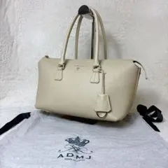 Item thumbnail for item b1529220-83e9-4ba4-a5be-71921956a18c