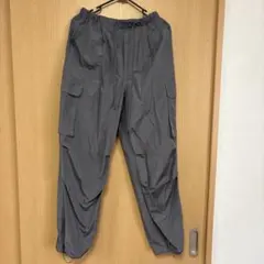 GU グレー カーゴパンツ Sサイズ