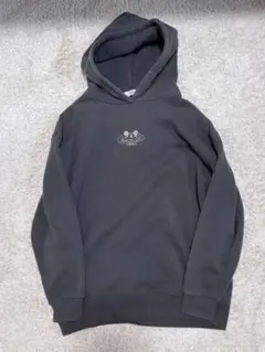 ダークグレー M フード付きパーカー　ミッキー