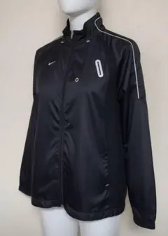 希少　NIKE y2k ナイロンジャケット Lサイズ