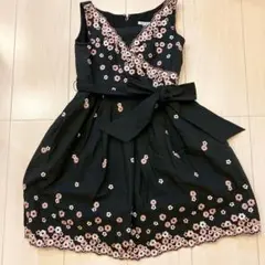 TOCCA 花柄刺繍 ノースリーブワンピー