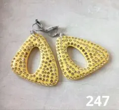 イエロー キラキラ イヤリング 古着系 個性的 派手 原宿系