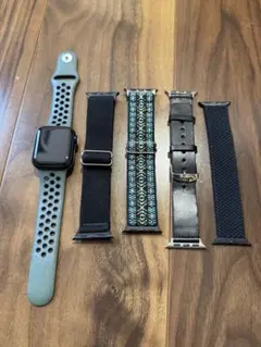 Apple Watch SE 第2世代 40mm 本体 美品　GPSモデル