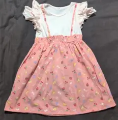 ピンクのフリル付き半袖ドレス