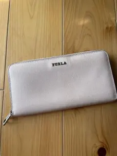 最終値下げ！FURLA 長財布