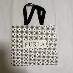 FURLA ショップ袋 ショッパー 紙袋のサムネイル