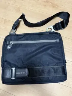 Item thumbnail for item e0a1829f-85e1-49f1-8410-3d7819b7d2b2