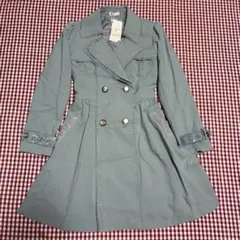 新品タグ付axesfemmアクシーズ レイヤード風トレンチコートライトグリーン