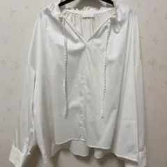 Ballsey ハイカウントサテン ネックフリルブラウス