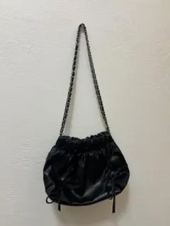 黒　リボン　ショルダーバッグ