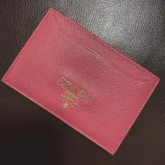 PRADA ピンク レザー カードケース　サフィアーノ　＊使用感あり