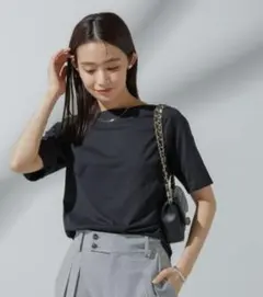 ナノ・ユニバース 汗染み防止 ボートネックTシャツ