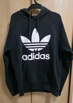 adidas ブラック フード付きパーカー Mサイズ
