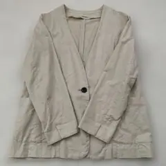 GU ノーカラージャケット　ベージュ