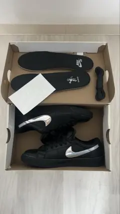 【美品】 NikeSB 23cm コラボ ナイキsb スニーカー zoom