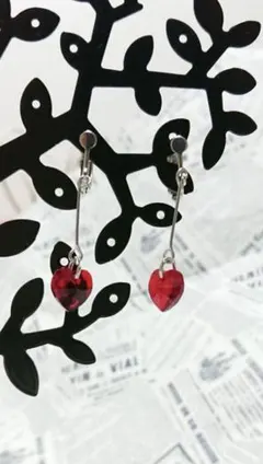 ハート イヤリング 赤 ピアス ハンドメイド