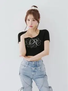 Darich バロックDRビジューコンパクトTシャツ - メルカリ