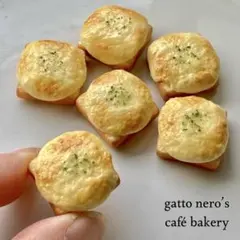 北海道 珍味 こんがり 焼きチーズステック2袋 大人気中‼️ - メルカリ