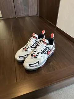 海外限定】NIKE VAPORMAX PLUS RED CQ6974 - メルカリ