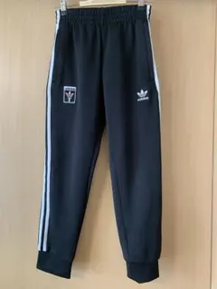 アディダスオリジナルス　トラックパンツ　ジャージ　ブラック／ホワイトライン　XS