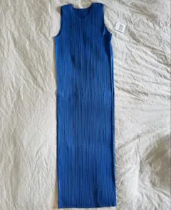 美品プリーツプリーズ　ロングワンピース 楽天市場】イッセイミヤケ（着丈（スカート・ワンピース・ドレス