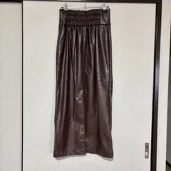 kbf フェイクレザー タイトスカート ダークブラウンのサムネイル