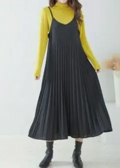 プリーツ切り替えキャミワンピースチャコールグレー