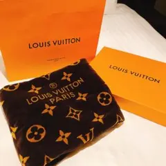 LOUIS VUITTON(ルイ・ヴィトン)モノグラム・クラシック ビーチタオル