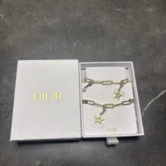 DIORビューティーライン ノベルティ（非売品）チャーム付フォンストラップ
