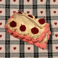 ショートケーキのボックスティッシュカバー　ハンドメイド