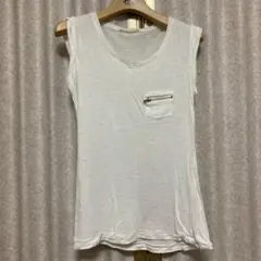 Bershka デザインポケット付き Tシャツ S