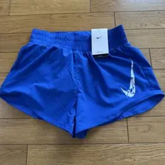 新品未使用　Nike ショートパンツ　陸上　ランニング　レディースS