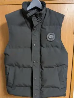 CANADA GOOSE ダウンベスト ブラックのサムネイル