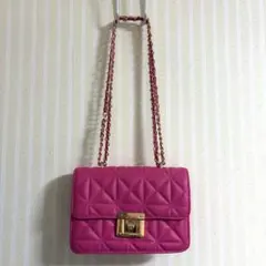 ピンク キルティング ショルダーバッグ