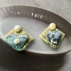 260126-1‪ꫛꫀꪝインド刺繍リボン　ソフトな蝶バネイヤリング