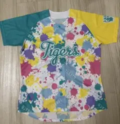 阪神タイガース TORACO ユニフォーム ⭐︎おまけ付き⭐︎のサムネイル