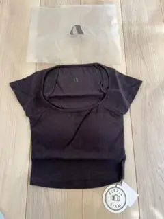 ALEXA STAM グレー 半袖Tシャツカップ付きのサムネイル