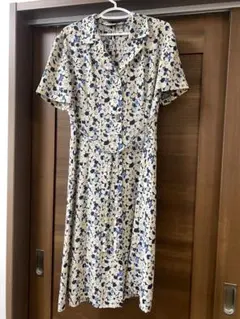 GERARD DAREL ジェラールダレル　花柄ワンピースのサムネイル