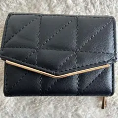 ブラック キルティング 三つ折り財布
