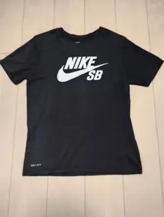 NIKE SB DRI-FIT ブラック Tシャツ