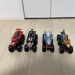 モンスタージャム 大型 ミニカー 4台まとめ売り ビッグサイズ お得セット