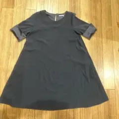 Auief ブラックワンピース　　袖2way 結婚式　七分袖　Aライン