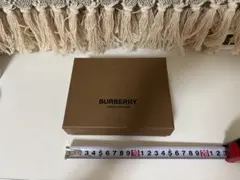 BURBERRY ボックスのサムネイル