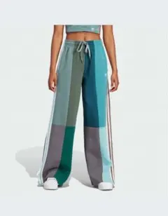 adidas × KSENIASCHNAIDER パッチワーク スウェッパンツ